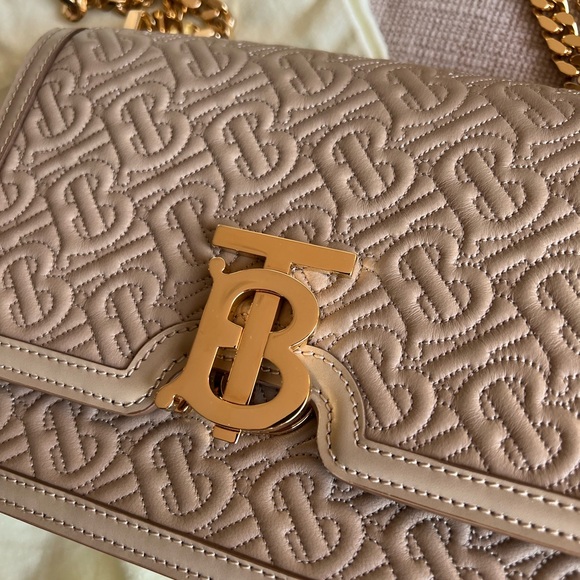 Burberry TB bag in calfskin - Picture 9 of 10